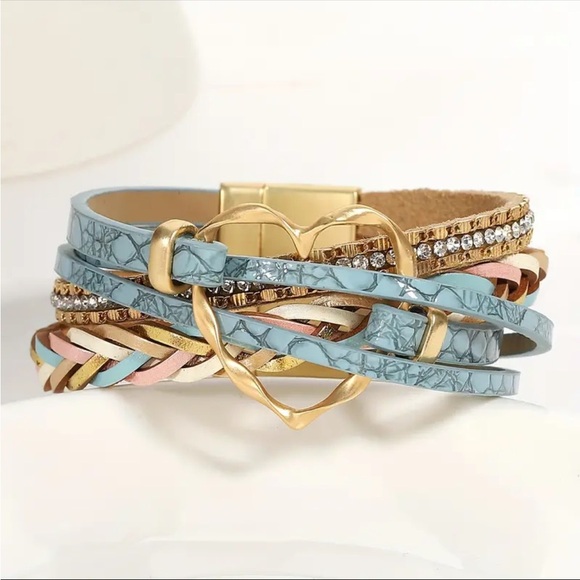 🩷Boho-Chic Pu Leather Wrap Bracelet With Sparkling Rhinestone Heart💜 - Picture 6 of 9